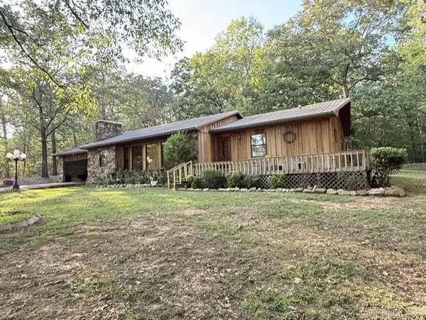 645 Pfeiffer Road, Batesville, AR 72501