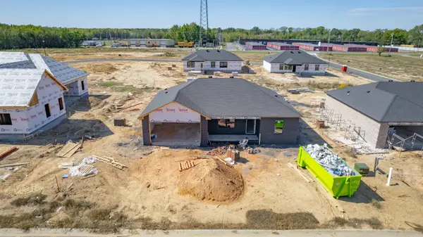 31 Queens Court, Ward, AR 72176