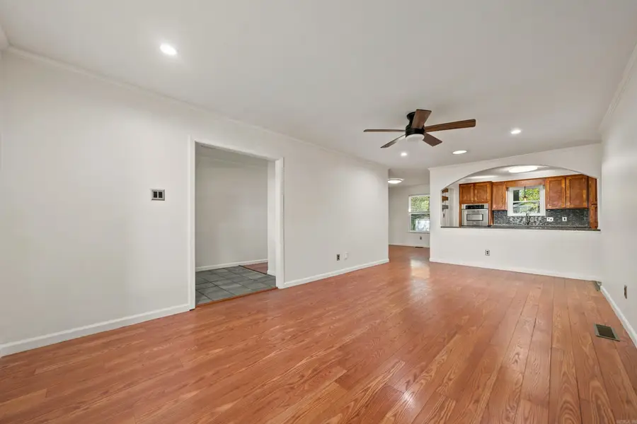 102 Southgate Street, Hot Springs, AR 71913 - #3