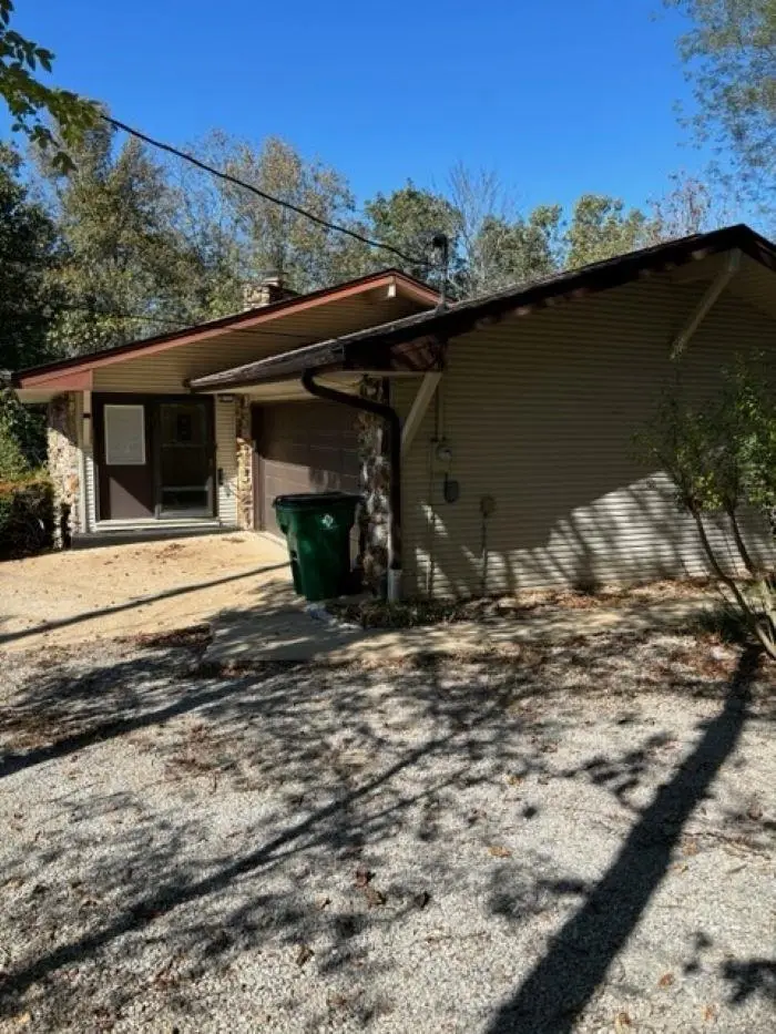 124 Cherokee Road, Cherokee Village, AR 72529 - #1