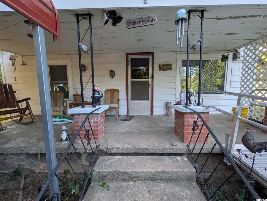 706 Bell Street, Clarksville, AR 72830 - #3