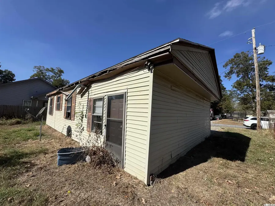 315 E Cherry Street, Lonoke, AR 72086 - #3