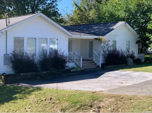 2179 Airport, Hot Springs, AR 71913