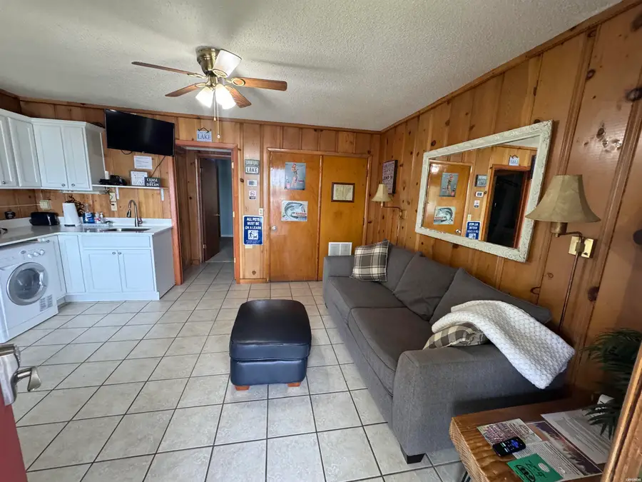 210 Aberina Street #E4, Hot Springs, AR 71913 - Image #3