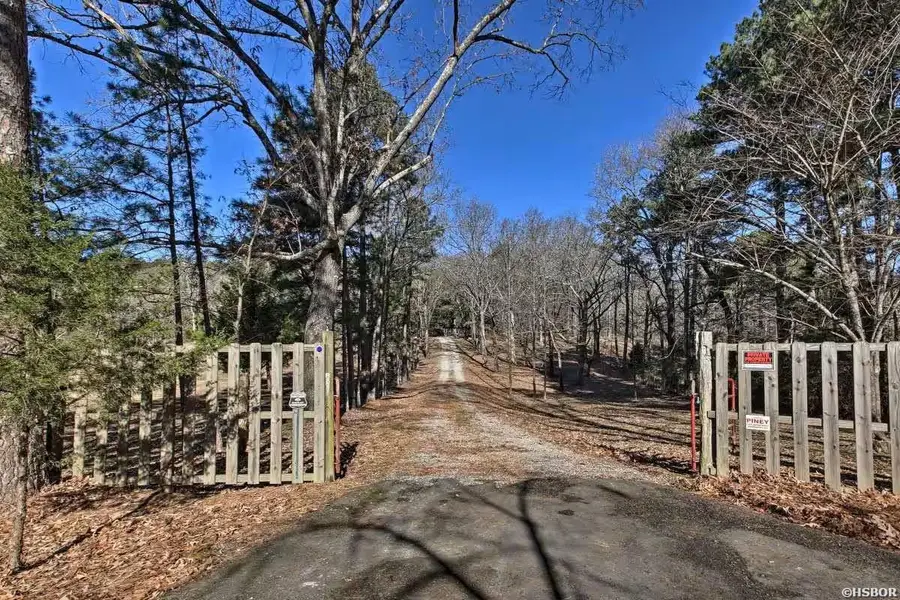 450 Cedarglade Road, Hot Springs, AR 71913 - Image #2