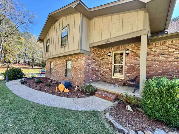 196 Jackson Manor Court, Hot Springs, AR 71913