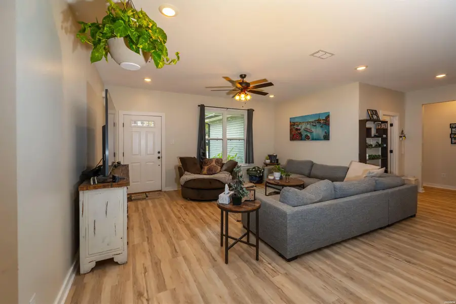 106 Stonebriar Drive, Hot Springs, AR 71913 - Image #3