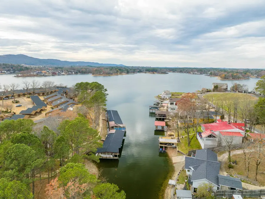 158 Catalina Circle, Hot Springs, AR 71913 - Image #2