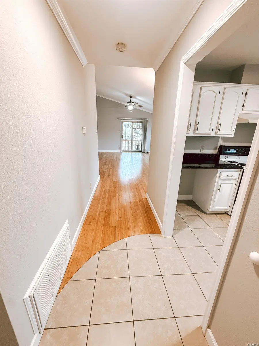 140 Cooper Street #2-D, Hot Springs, AR 71913 - Image #2