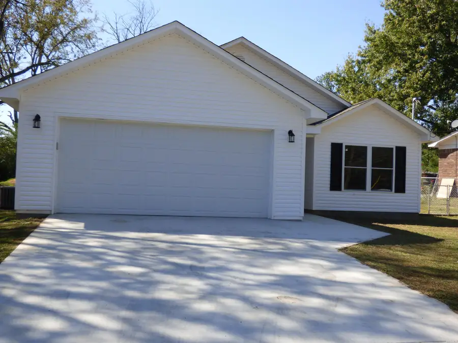 329 Lance Circle, Hot Springs, AR 71901 - Image #2