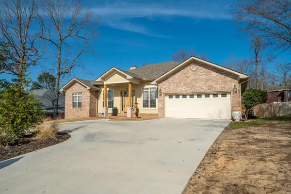 404 Peninsula Drive, Hot Springs, AR 71901