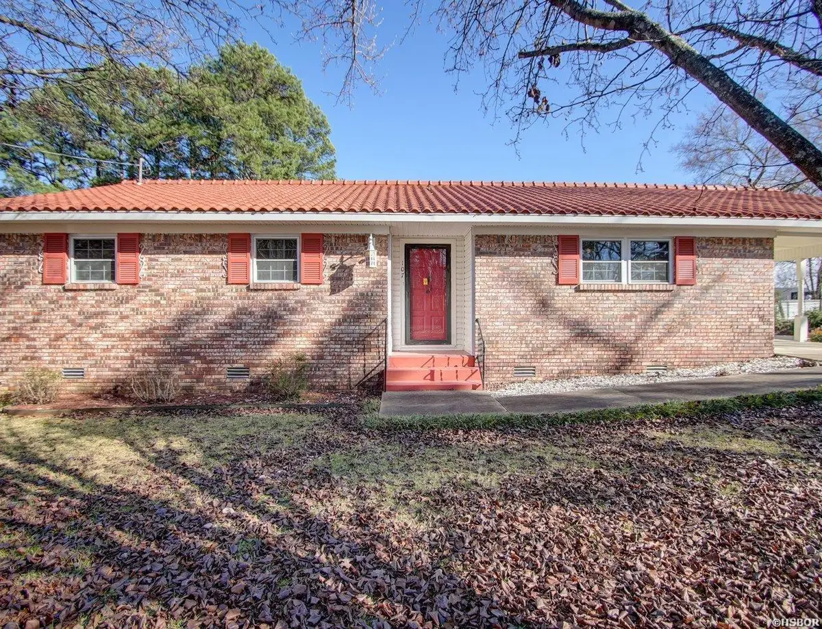 107 Sherman Street, Hot Springs, AR 71913 - Image #1