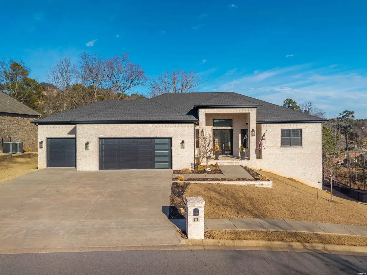 121 Oneida Way, Maumelle, AR 72113 - Image #1