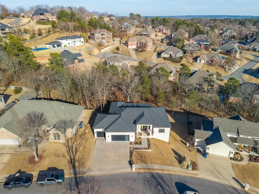 121 Oneida Way, Maumelle, AR 72113 - Image #2