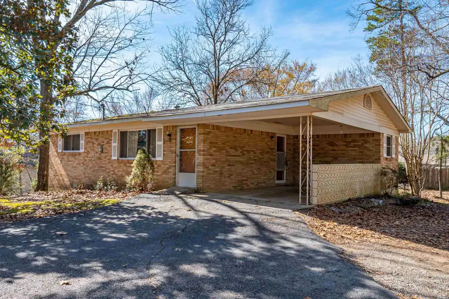 2211 Lakeshore Drive, Hot Springs, AR 71913 - #2