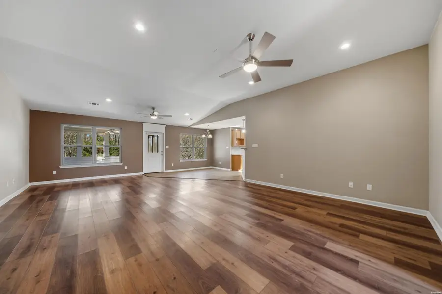 149 Cambridge Drive, Hot Springs, AR 71913 - #3