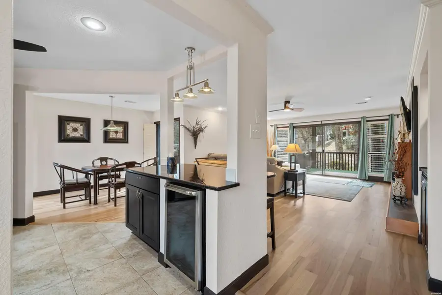 2325 Lakeshore Drive #A2, Hot Springs, AR 71913 - #3