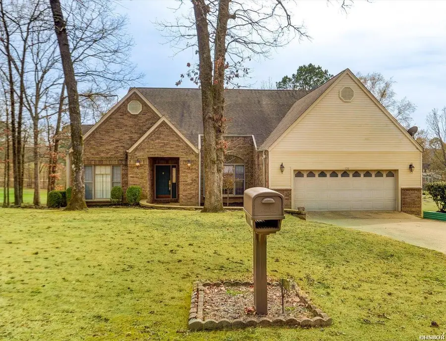 120 Pineapple Drive, Hot Springs, AR 71913 - #2