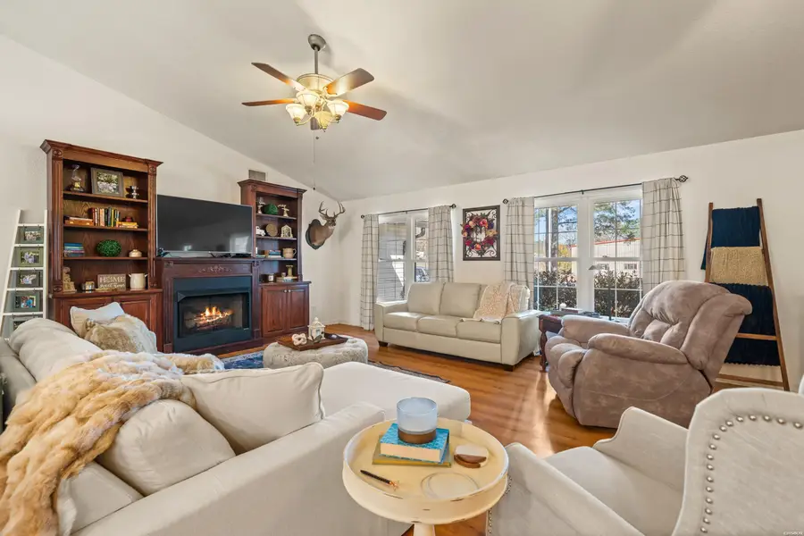 230 S Ross Maddox Road, Pearcy, AR 71964 - #2