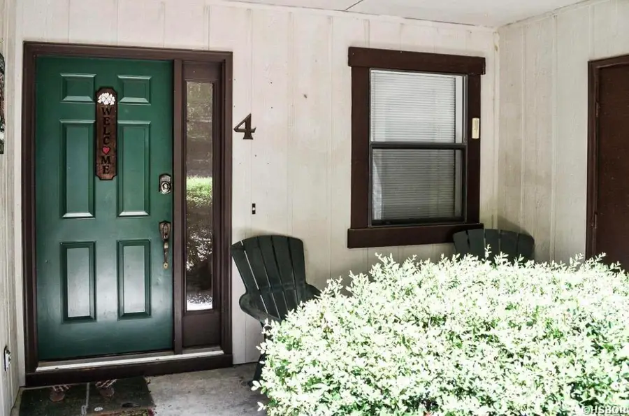 4 Lonjeta Lane, Hot Springs Village, AR 71909 - #3