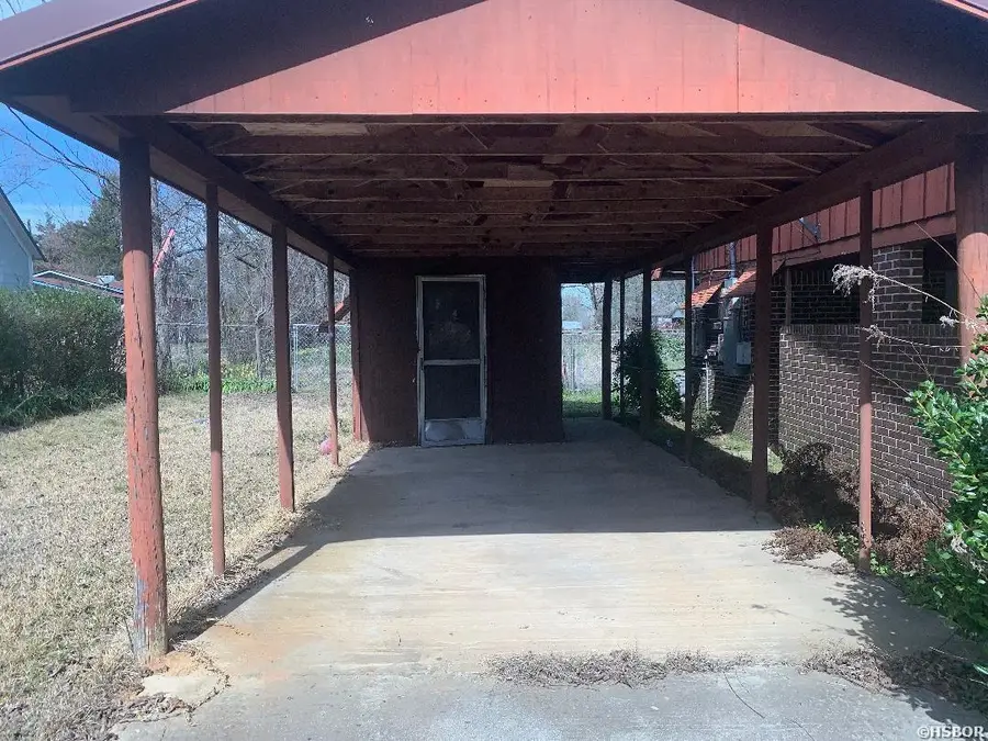 404 W Collins Street, Mineral Springs, AR 71851 - #2