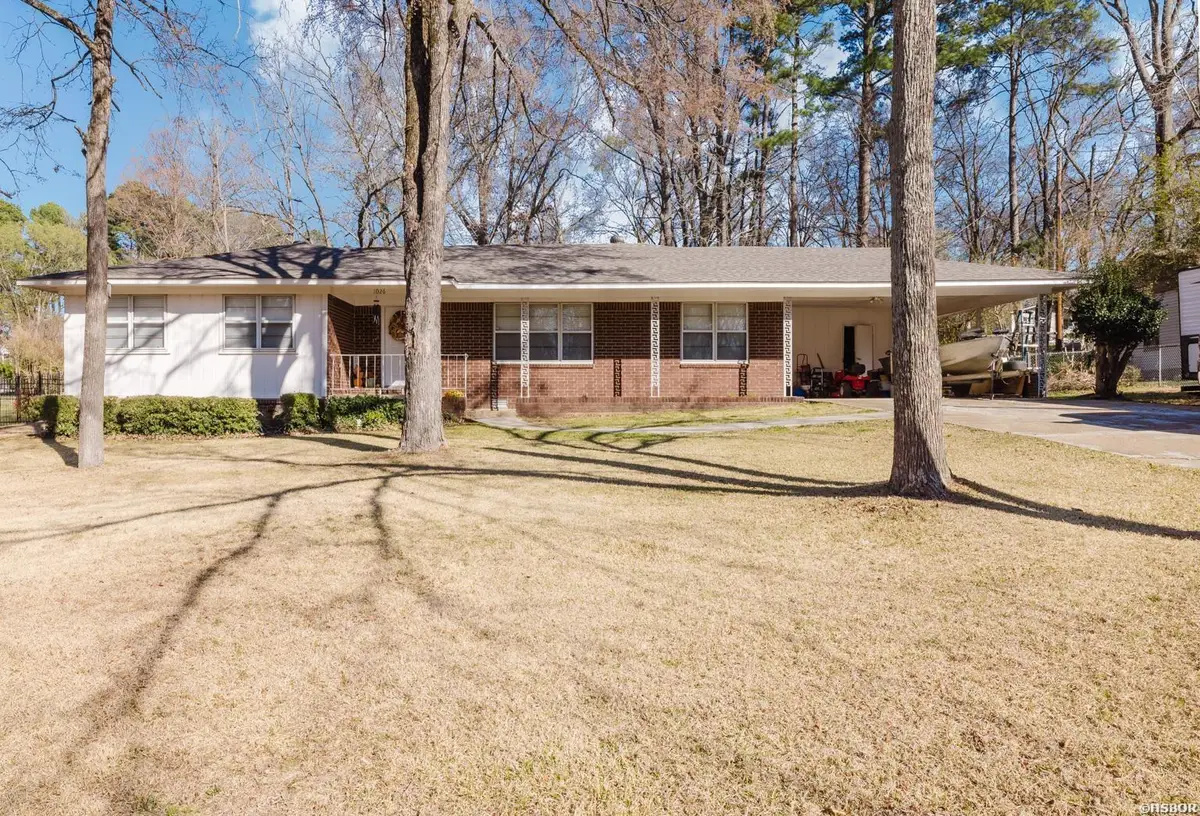 1026 Whitewood, Benton, AR 72015 - #1