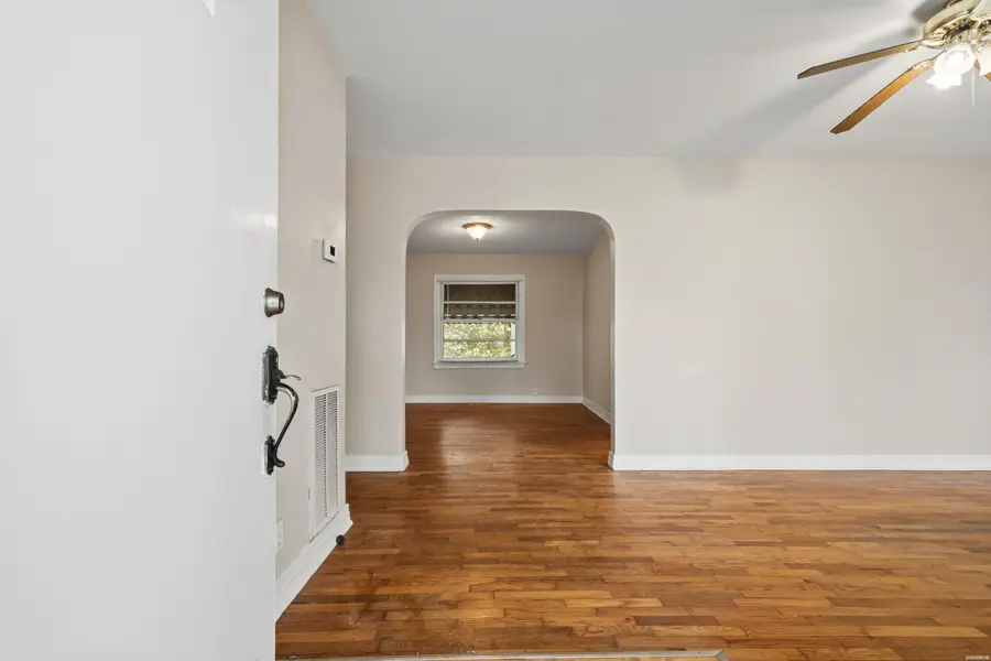 102 Chitwood, Hot Springs, AR 71913 - #3