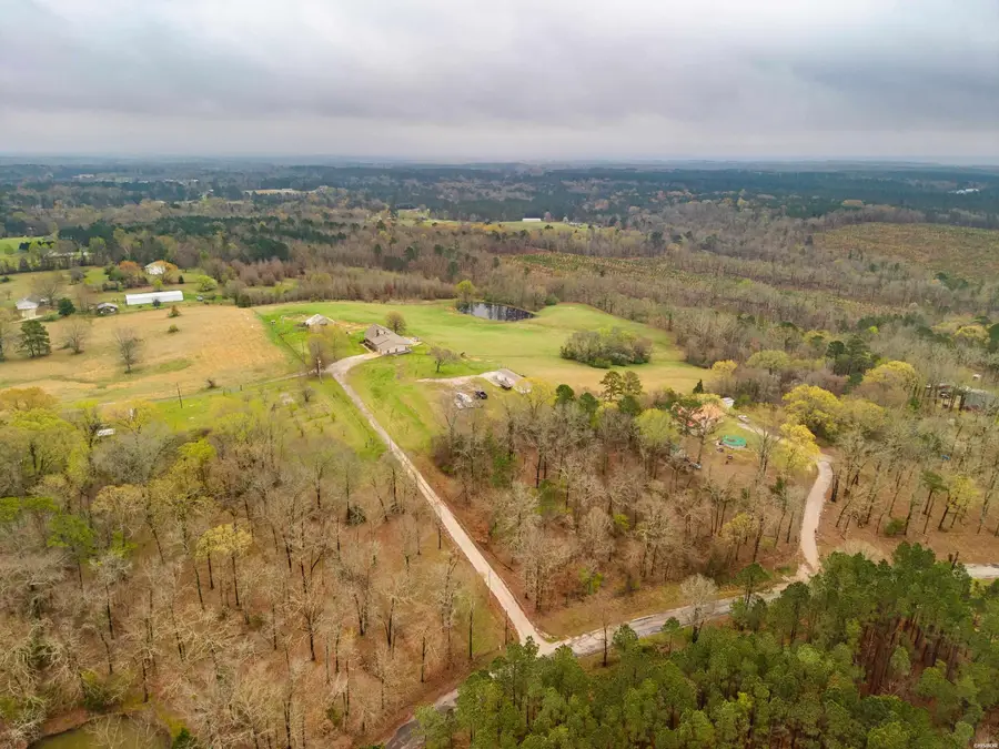 2076 Chestnut Drive, Bismarck, AR 71929 - #3