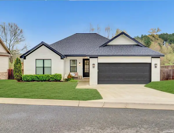 215 Windcrest Circle, Hot Springs, AR 71913