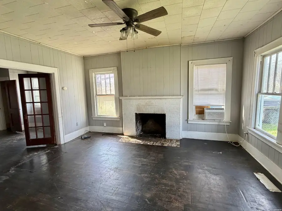 251 Garland Avenue, Hot Springs, AR 71913 - #2