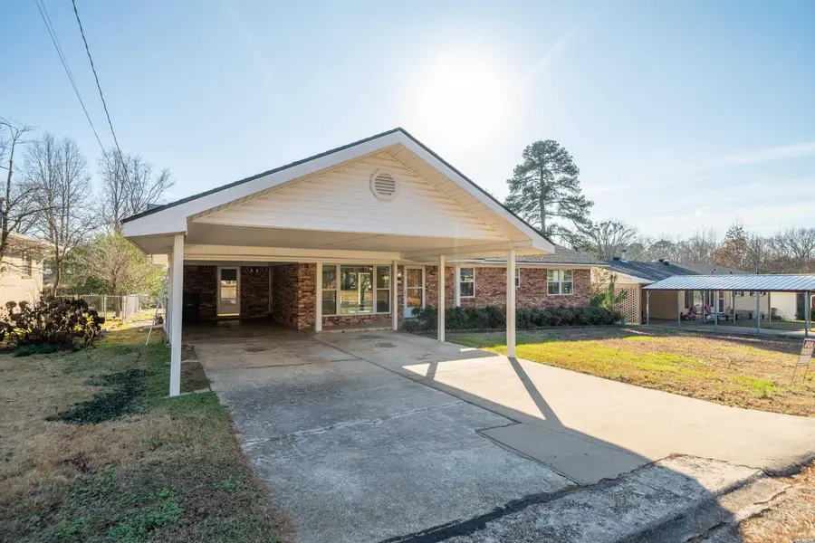 111 Camellia, Hot Springs, AR 71913 - #3