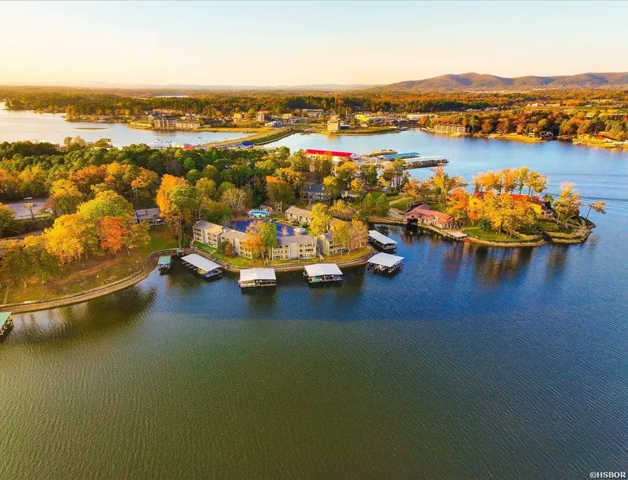 250 Grand Isle Drive #4C, Hot Springs, AR 71913 - #3