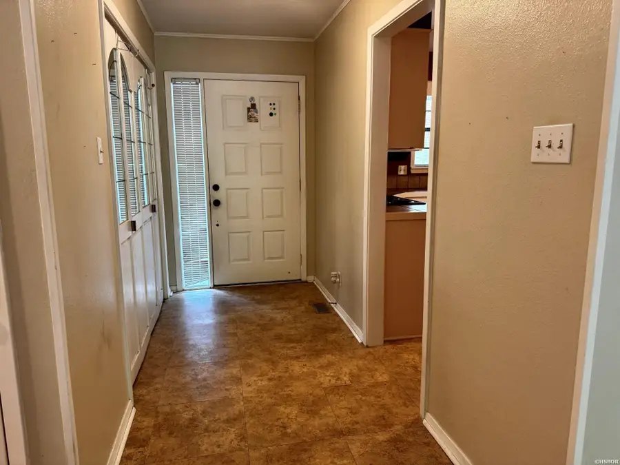 2325 Lakeshore Drive #B4, Hot Springs, AR 71913 - #3