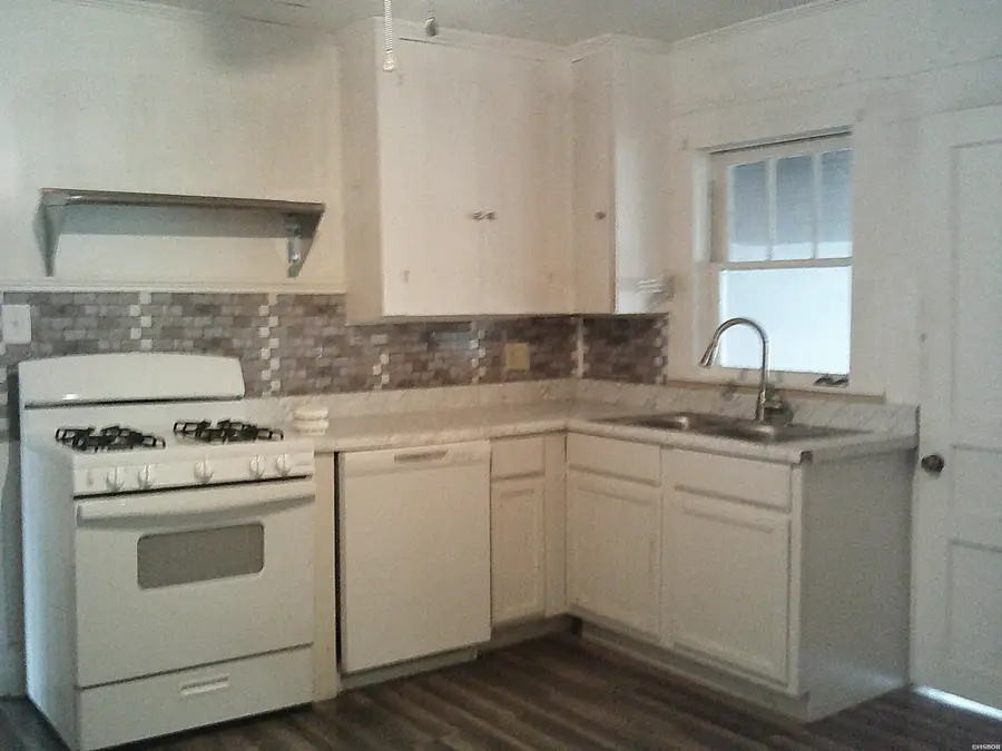 1505 Seventh, Hot Springs National Park, AR 71913 - #3