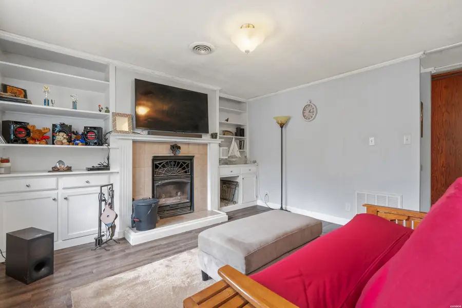 429 Ridgeway Street, Hot Springs, AR 71913 - #3