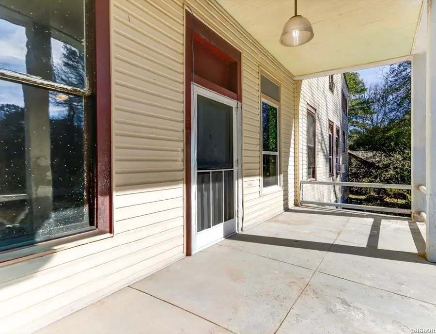 106 Breeze Street, Hot Springs, AR 71901 - #3