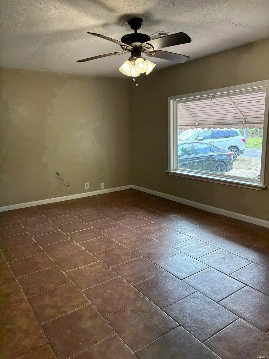 1022 Sulphur Springs, Malvern, AR 71924 - #3