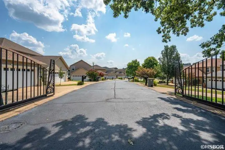 789 Buena Vista Road, Hot Springs, AR 71913 - #2