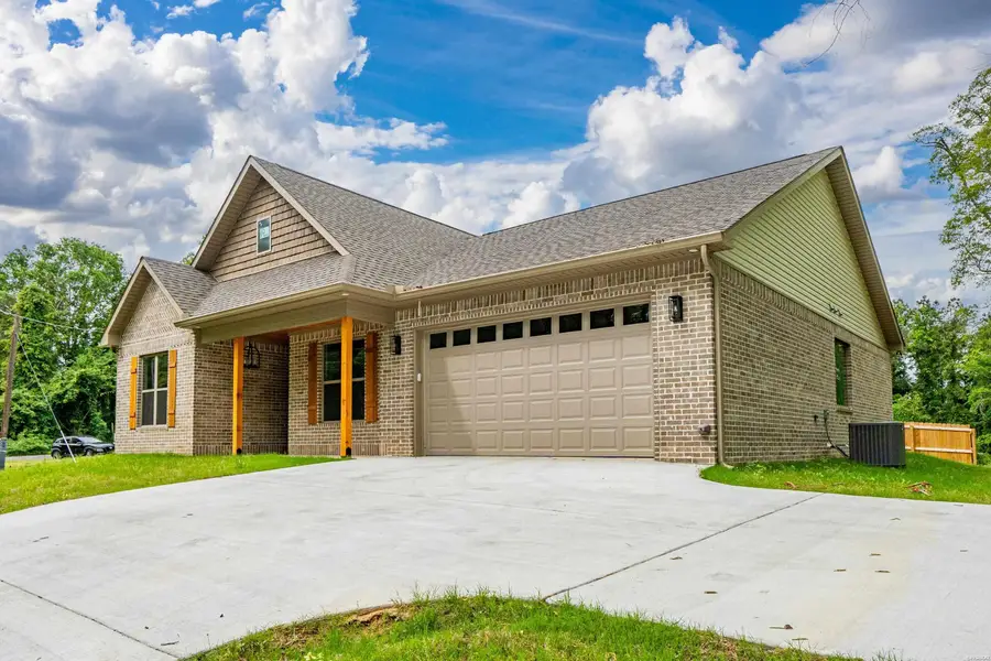 309 N 26th Street, Arkadelphia, AR 71923 - #2