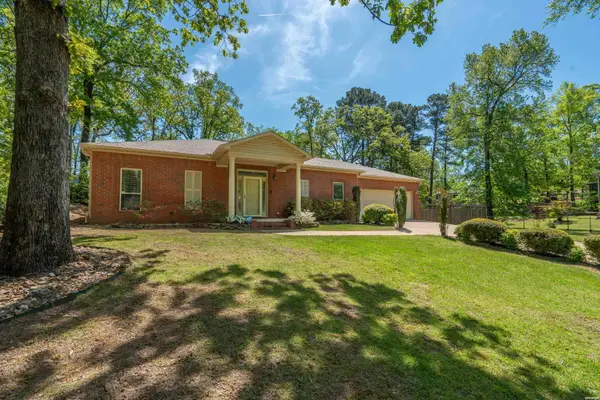 106 Clearview Loop, Hot Springs, AR 71901