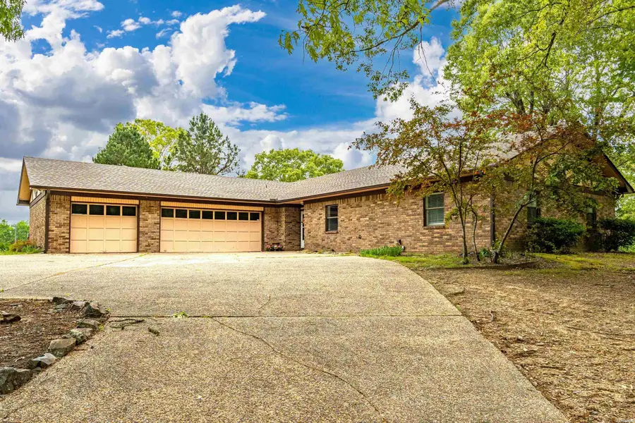 324 Farquharson Lane, Lake Hamilton Township, AR 71962 - #2