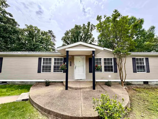 220 Mount Tabor Street, Hot Springs, AR 71913