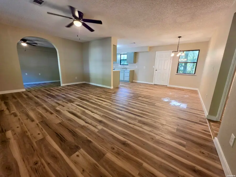 156 Honeysuckle Circle, Hot Springs, AR 71913 - #2