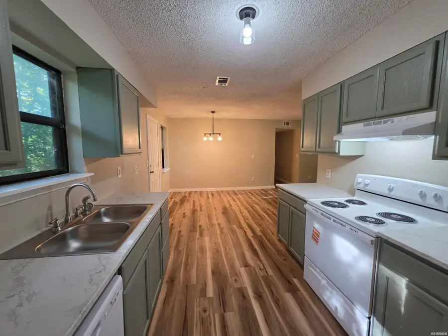 156 Honeysuckle Circle, Hot Springs, AR 71913 - #3