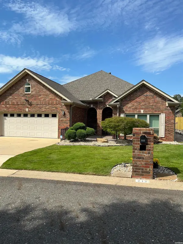 212 Willowbend Circle, Hot Springs, AR 71913