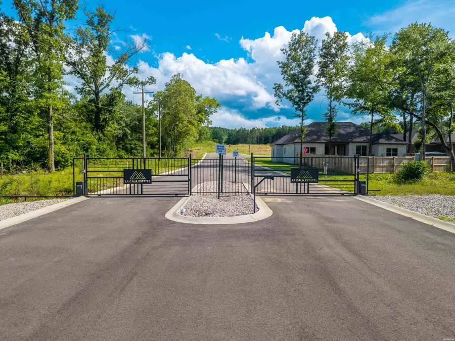 210 Petronia Street, Hot Springs, AR 71913 - #2