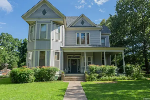 227 Cherry Street, Arkadelphia, AR 71923