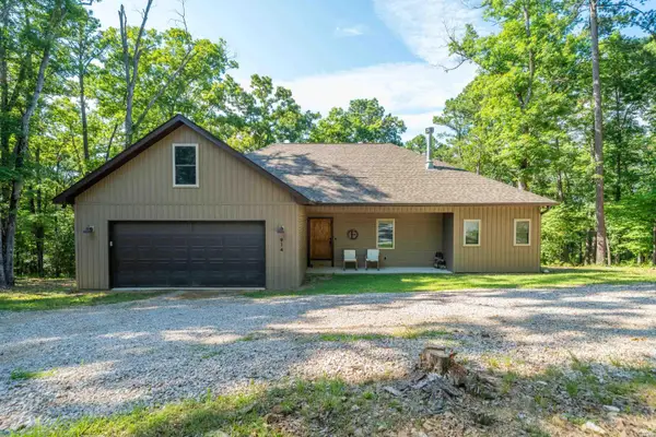 914 Oakgrove Road, Royal, AR 71964