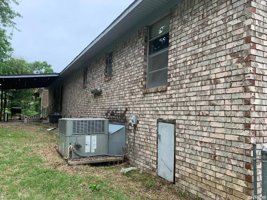 215 Cynthia Circle, Hot Springs, AR 71913 - #2