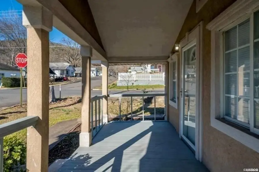220 Beard Street, Hot Springs, AR 71913 - #3